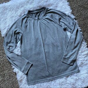 Adidas Gray Long Sleeve Top Size Medium‎